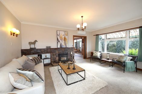 Photo of property in 414 Southland Place, Raureka, Hastings, 4120