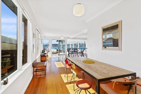 Photo of property in 273 Queens Drive, Lyall Bay, Wellington, 6022