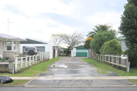 Photo of property in 28 Rosalind Street, Deanwell, Hamilton, 3206