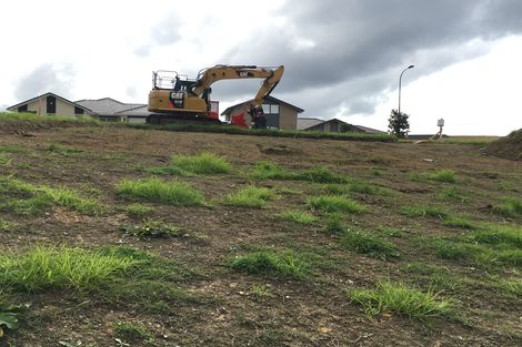 Photo of property in 74 Pohutukawa Parade, Riverhead, 0820