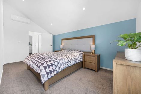 Photo of property in 10 Koropiko Lane, Flat Bush, Auckland, 2019