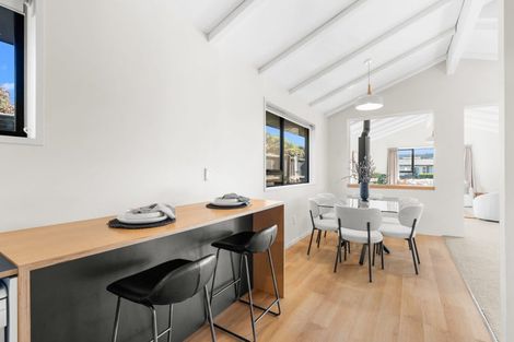Photo of property in 4 Kingham Place, Avonhead, Christchurch, 8042