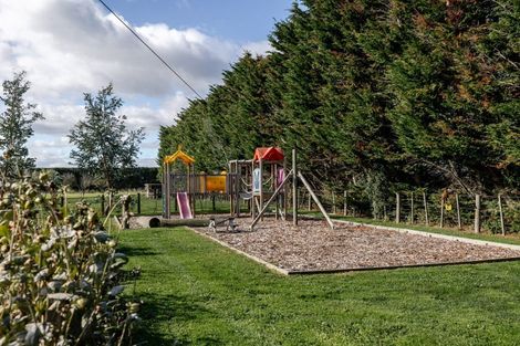 Photo of property in 2009 Longburn Rongotea Road, Longburn, Palmerston North, 4475