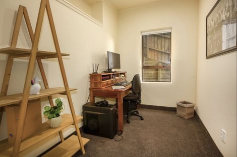 Photo of property in 10 Kowhai Street, Tawa, Wellington, 5028