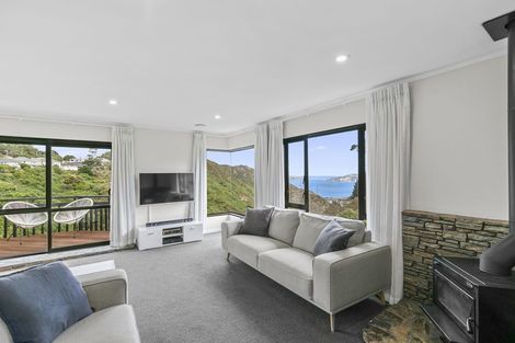 Photo of property in 25a Spenmoor Street, Newlands, Wellington, 6037