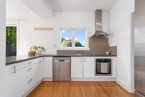 Photo of property in 136 Rutland Street, St Albans, Christchurch, 8052