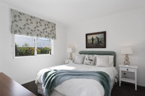 Photo of property in 2 Kakapo Place, Pyes Pa, Tauranga, 3112