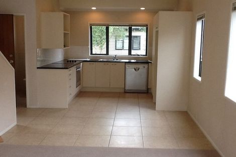 Photo of property in 72 Skip Lane, East Tamaki, Auckland, 2013