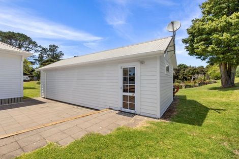Photo of property in 856 Ocean View Road, Te Arai, Wellsford, 0975
