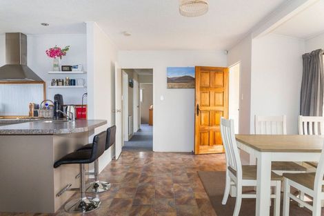 Photo of property in 13 Maclaurin Street, Dannevirke, 4930