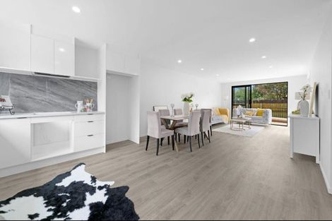 Photo of property in 30d Tawa Crescent, Manurewa, Auckland, 2102