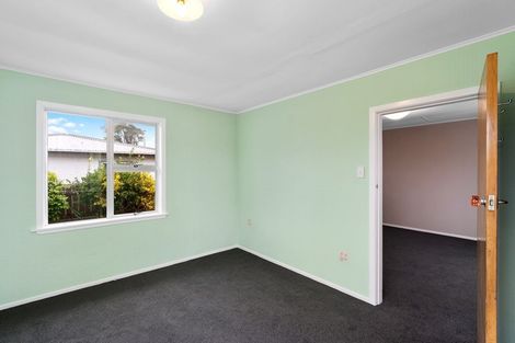 Photo of property in 31 Paritutu Road, Spotswood, New Plymouth, 4310