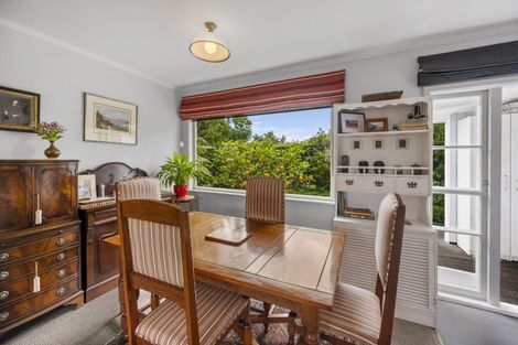 Photo of property in 15a Enfield Road, Hospital Hill, Napier, 4110