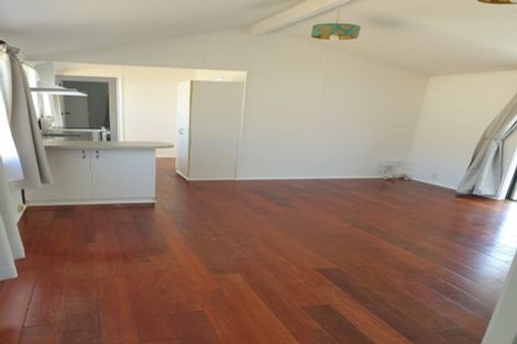 Photo of property in 32a Archmillen Avenue, Pakuranga Heights, Auckland, 2010