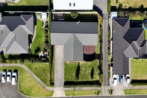 Photo of property in 10 Wentworth Lane, Waiwhakaiho, New Plymouth, 4312