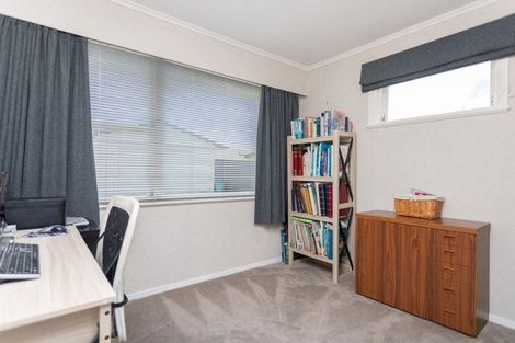 Photo of property in 129 Guy Street, Dannevirke, 4930