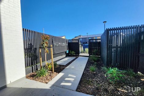 Photo of property in 18 Vasi Drive, Hobsonville, Auckland, 0616