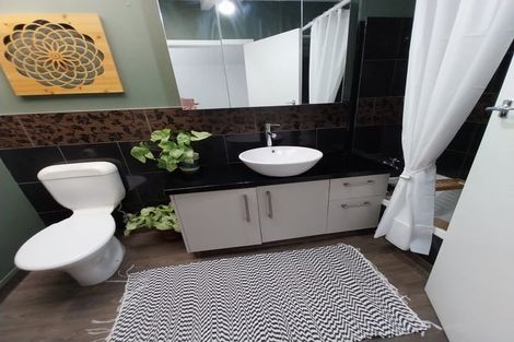 Photo of property in 180 Whirinaki Road, Eskdale, Napier, 4182