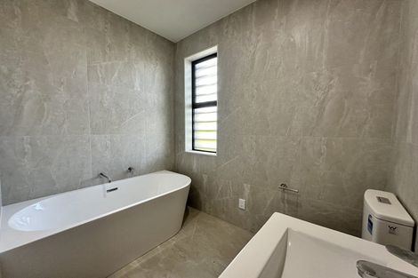 Photo of property in 14 Yellow Pear Lane, Karaka, 2578