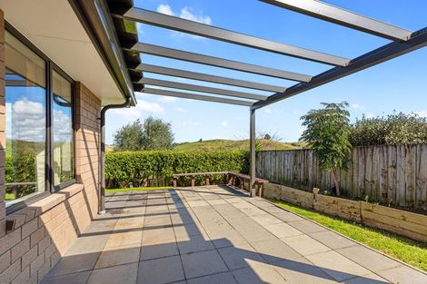 Photo of property in 8 Ballintoy Park Drive, Welcome Bay, Tauranga, 3175