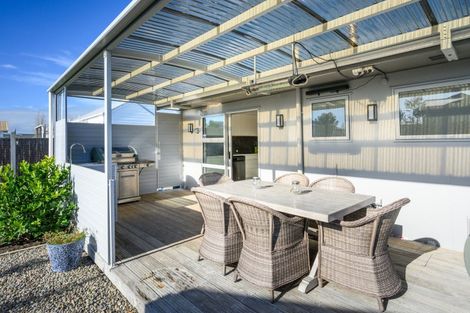 Photo of property in 99 Seabury Avenue, Foxton Beach, Foxton, 4815