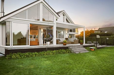Photo of property in 124a Beerescourt Road, Beerescourt, Hamilton, 3200