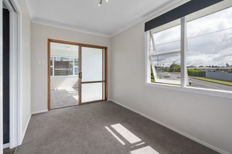 Photo of property in 18 Mcclure Street, Feilding, 4702