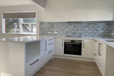 Photo of property in 1 Marcel Place, Glenfield, Auckland, 0629