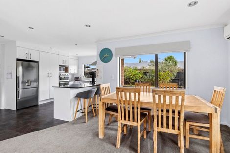 Photo of property in 9 Jasmine Place, Cambridge, 3434