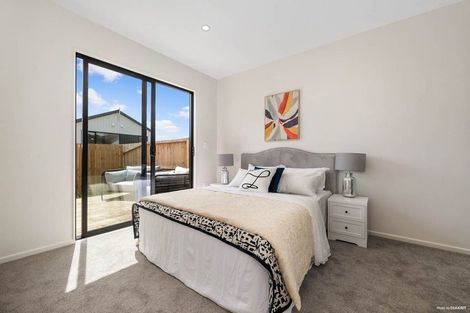 Photo of property in 12 Horokaka Street, Massey, 0614