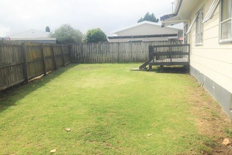 Photo of property in 2/2 Hatherley Place, Clendon Park, Auckland, 2103