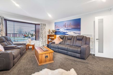 Photo of property in 7 Strathcarron Place, Broomfield, Christchurch, 8042