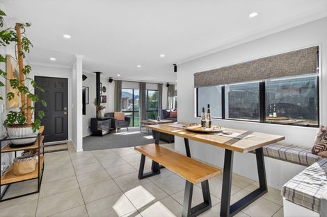 Photo of property in 14 Pascoe Drive, Woodend, 7610