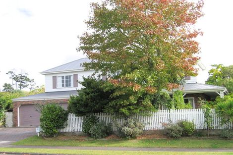 Photo of property in 1/35 Sunderlands Road, Half Moon Bay, Auckland, 2012