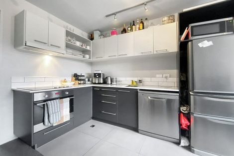 Photo of property in Detroit Apartments, 206/181u Tasman Street, Mount Cook, Wellington, 6021