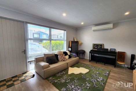 Photo of property in 21 Spotted Dove Road, Hobsonville, Auckland, 0616