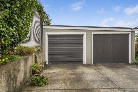 Photo of property in 2/87 Brougham Street, New Plymouth, 4310