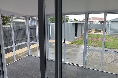 Photo of property in 2/130a Springs Road, Hornby, Christchurch, 8042