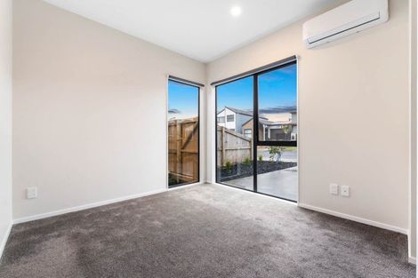 Photo of property in 8 Kokotea Road, Massey, Auckland, 0614