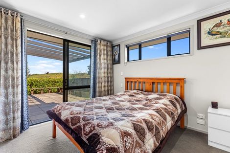 Photo of property in 8 Ballintoy Park Drive, Welcome Bay, Tauranga, 3175