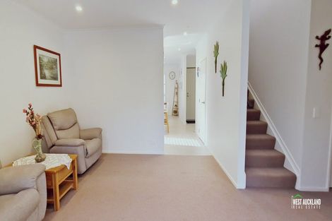 Photo of property in 14 Arthur Rolfe Lane, Swanson, Auckland, 0614