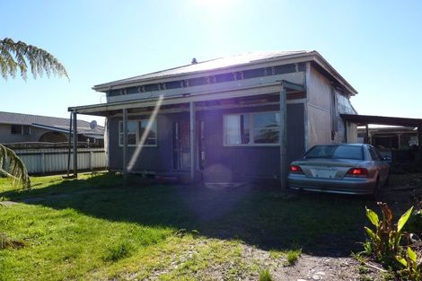 Photo of property in 173 Peel Street, Westport, 7825