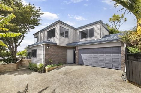 Photo of property in 2/93 Stanley Road, Glenfield, Auckland, 0629