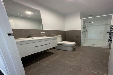 Photo of property in 17 East Street, Petone, Lower Hutt, 5012