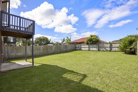 Photo of property in 16 Secoia Crescent, Mangere, Auckland, 2022