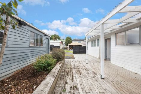 Photo of property in 16 Kellett Road, Ranui, Auckland, 0612