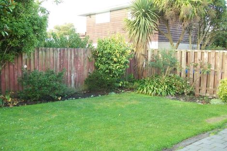Photo of property in 23 Crofton Road, Harewood, Christchurch, 8051