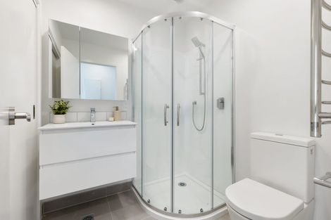 Photo of property in 3 Meg Lane, Glen Eden, Auckland, 0602