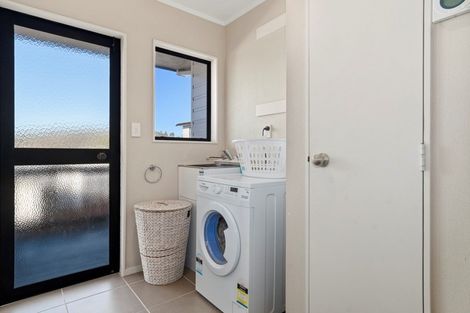 Photo of property in 60 Meander Drive, Welcome Bay, Tauranga, 3112