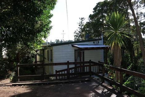 Photo of property in 41 Derwent Crescent, Titirangi, Auckland, 0604